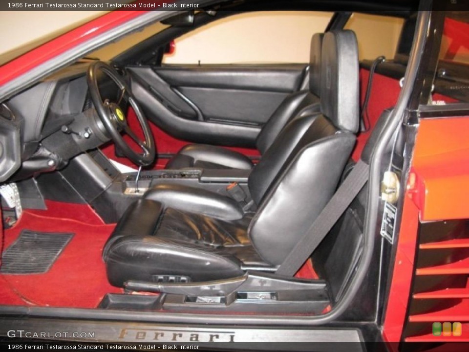 Black Interior Photo for the 1986 Ferrari Testarossa  #42814186