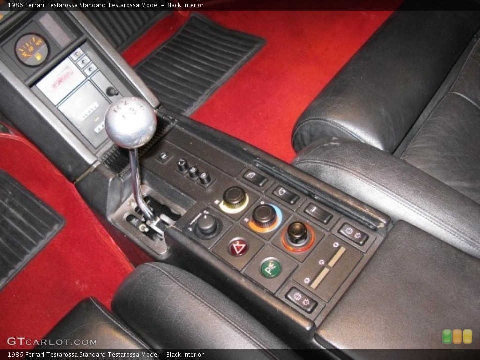 Black Interior Controls for the 1986 Ferrari Testarossa  #42814322