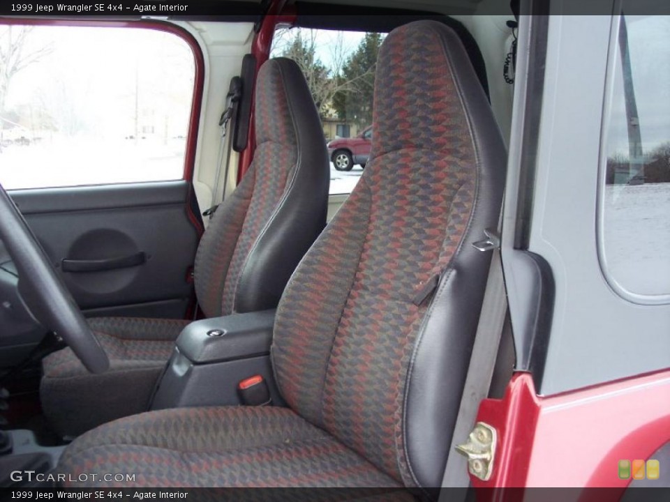 Agate Interior Photo for the 1999 Jeep Wrangler SE 4x4 #42820880