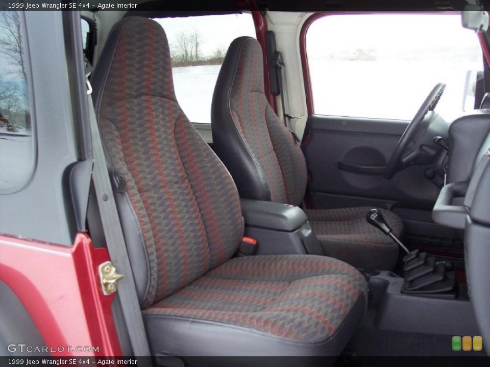 Agate Interior Photo for the 1999 Jeep Wrangler SE 4x4 #42820970