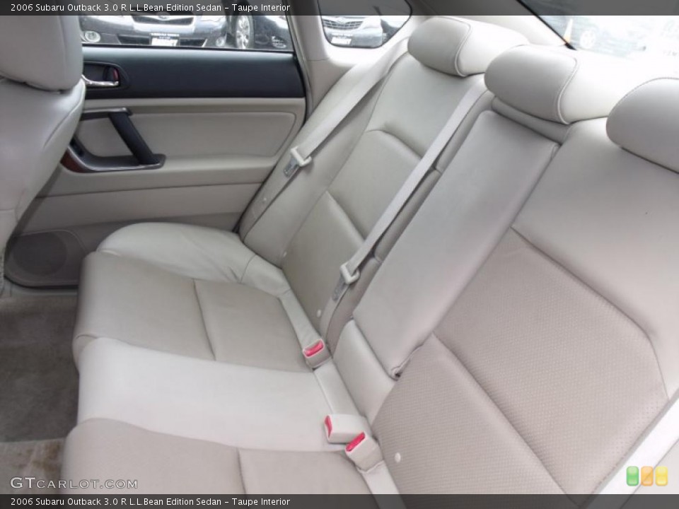 Taupe Interior Photo for the 2006 Subaru Outback 3.0 R L.L.Bean Edition Sedan #42821272
