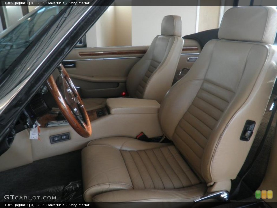 Ivory Interior Photo for the 1989 Jaguar XJ XJS V12 Convertible #42824102