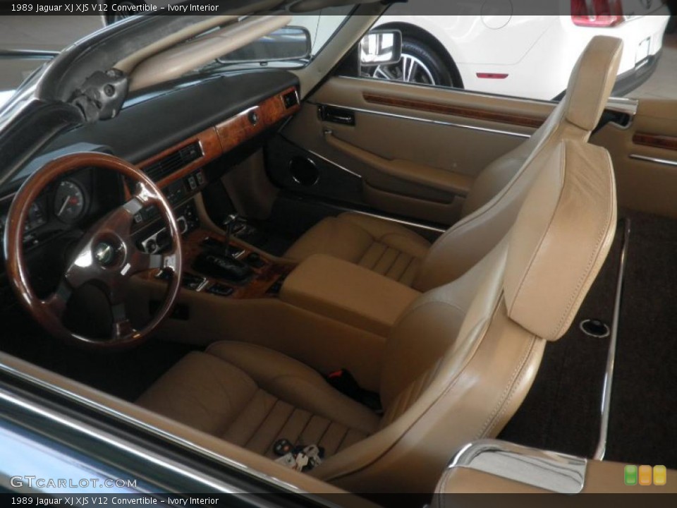 Ivory Interior Photo for the 1989 Jaguar XJ XJS V12 Convertible #42824110