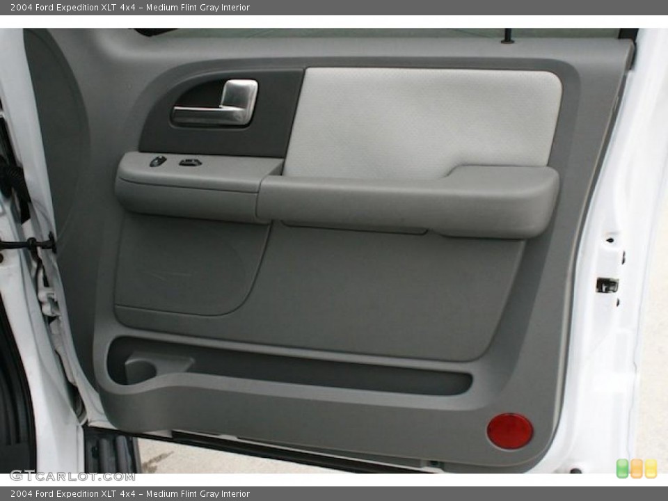 Medium Flint Gray Interior Door Panel for the 2004 Ford Expedition XLT 4x4 #42826378