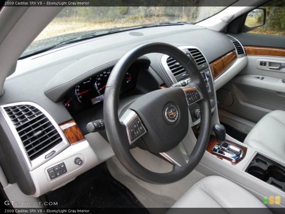 Ebony/Light Gray 2009 Cadillac SRX Interiors