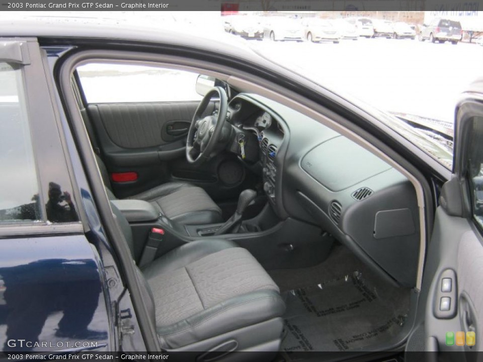 Graphite Interior Photo for the 2003 Pontiac Grand Prix GTP Sedan #42835265