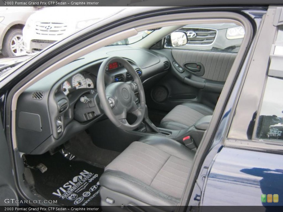 Graphite Interior Photo for the 2003 Pontiac Grand Prix GTP Sedan #42835342