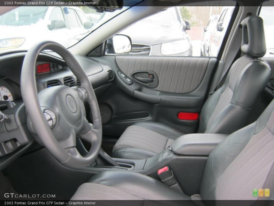 Graphite Interior Photo for the 2003 Pontiac Grand Prix GTP Sedan #42835358