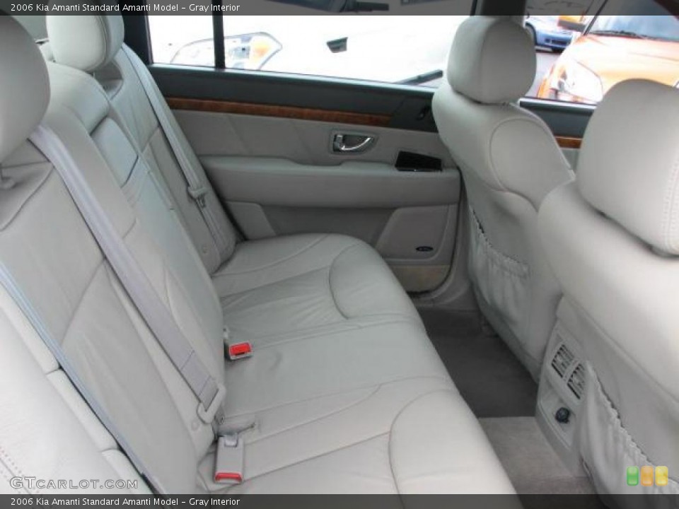 Gray Interior Photo for the 2006 Kia Amanti  #42868962