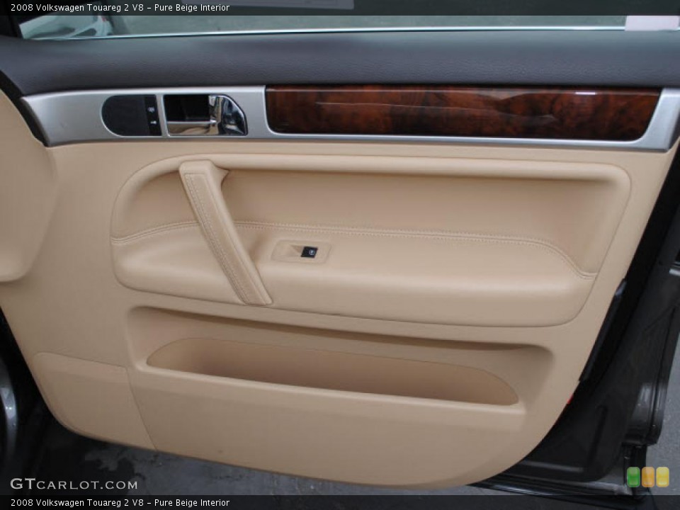 Pure Beige Interior Door Panel for the 2008 Volkswagen Touareg 2 V8 #42876403