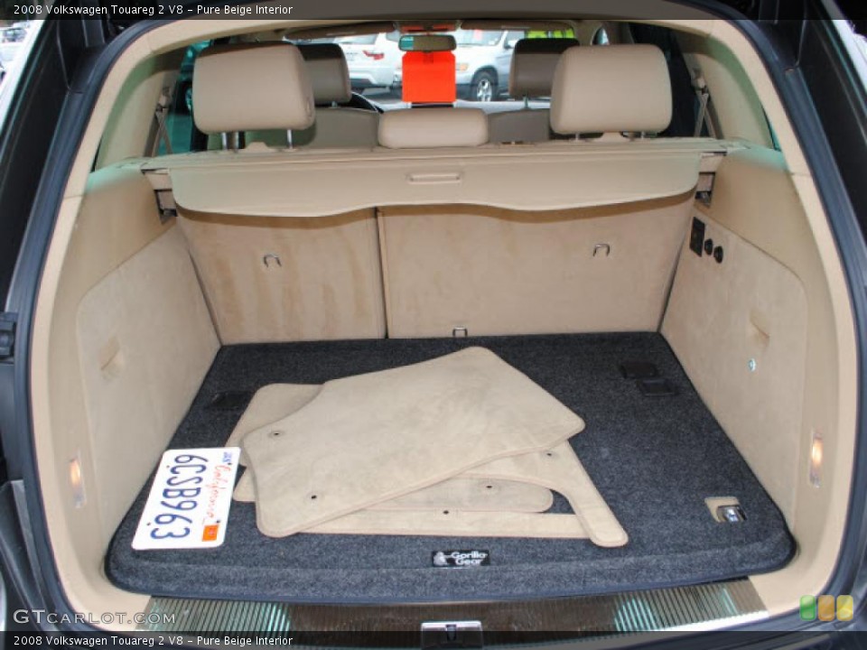 Pure Beige Interior Trunk for the 2008 Volkswagen Touareg 2 V8 #42876491