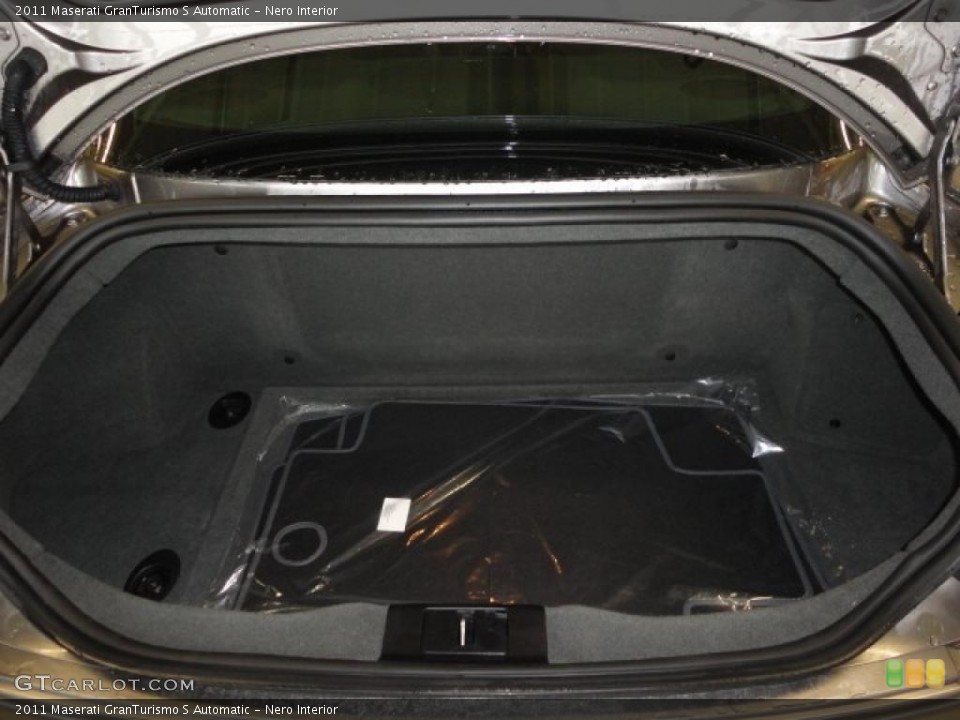 Nero Interior Trunk for the 2011 Maserati GranTurismo S Automatic #42879263