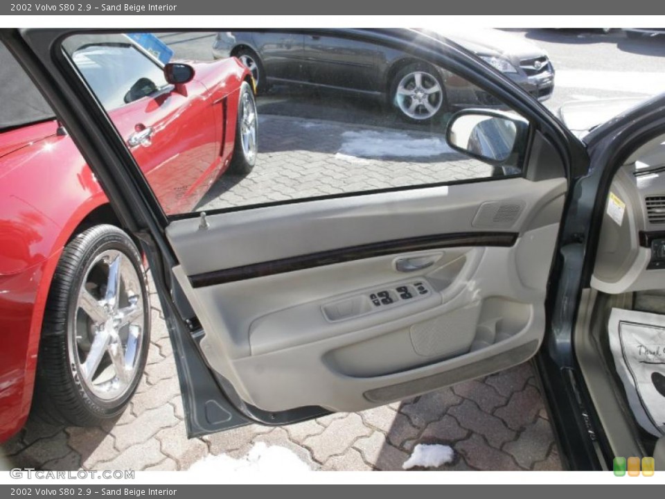 Sand Beige Interior Door Panel for the 2002 Volvo S80 2.9 #42880872