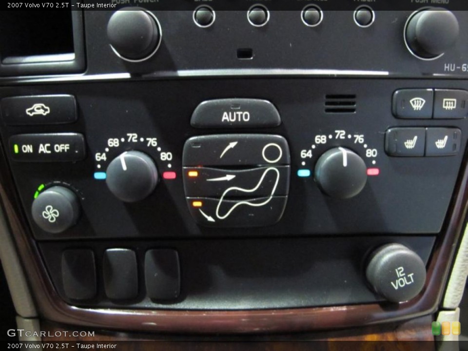 Taupe Interior Controls for the 2007 Volvo V70 2.5T #42882604