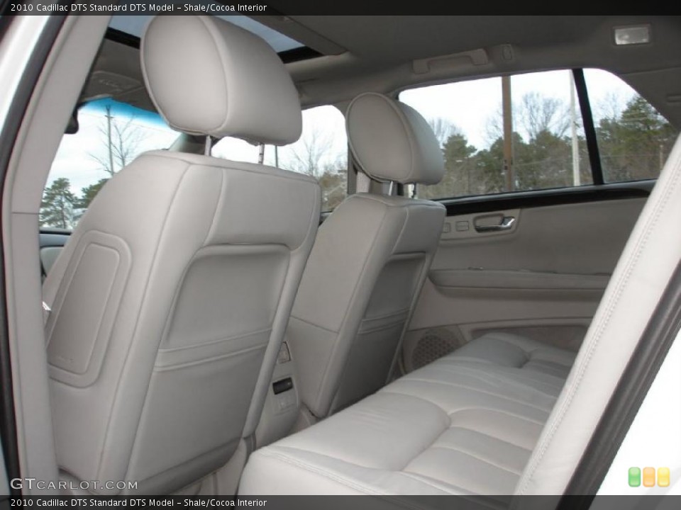 Shale/Cocoa Interior Photo for the 2010 Cadillac DTS  #42888889