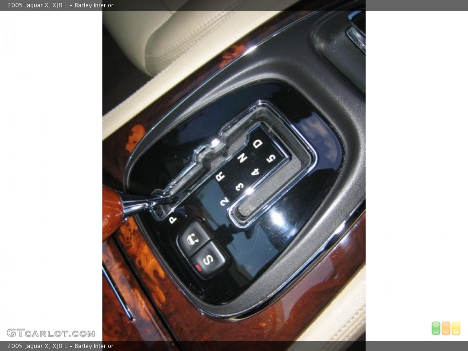 Barley Interior Transmission for the 2005 Jaguar XJ XJ8 L #42906205