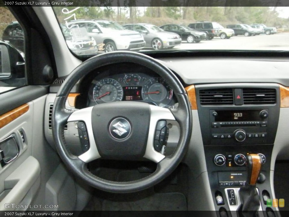 Grey Interior Dashboard for the 2007 Suzuki XL7 Luxury #42908597