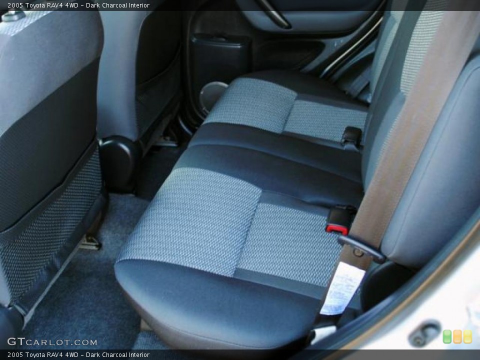 Dark Charcoal Interior Photo for the 2005 Toyota RAV4 4WD #42924116