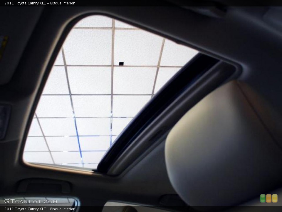 Bisque Interior Sunroof for the 2011 Toyota Camry XLE #42925144