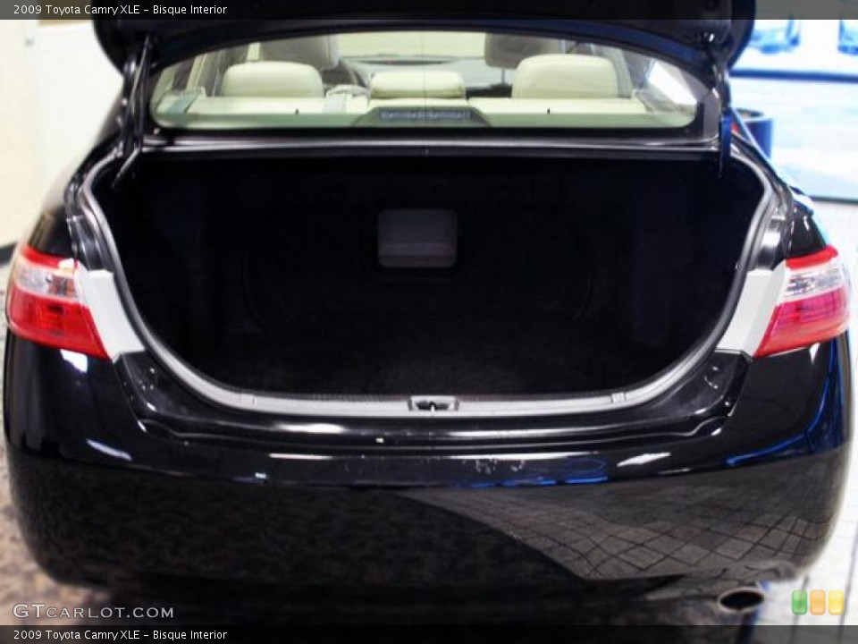 Bisque Interior Trunk for the 2009 Toyota Camry XLE #42926420