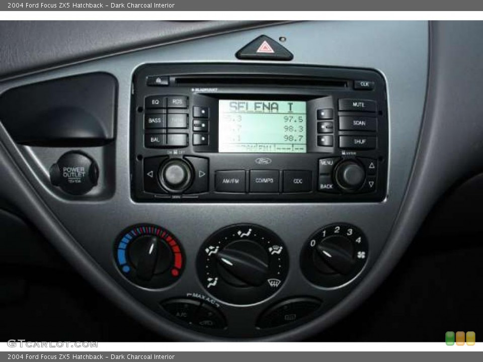 Dark Charcoal Interior Controls for the 2004 Ford Focus ZX5 Hatchback #42929231