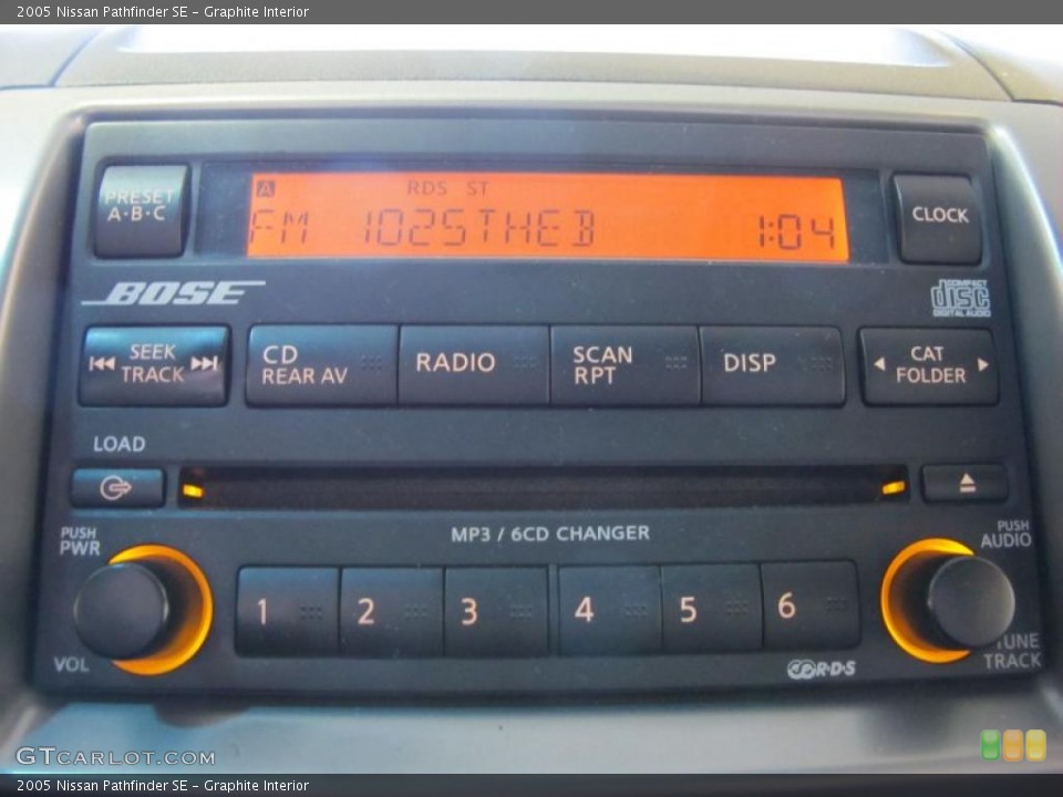 Graphite Interior Controls for the 2005 Nissan Pathfinder SE #42932755