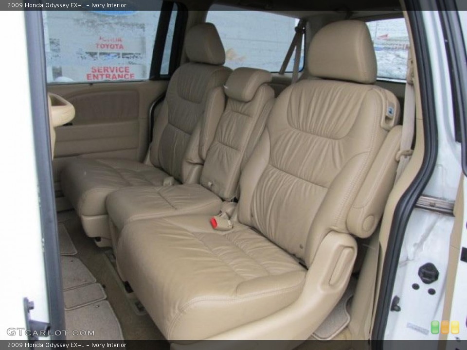 Ivory Interior Photo for the 2009 Honda Odyssey EX-L #42934443