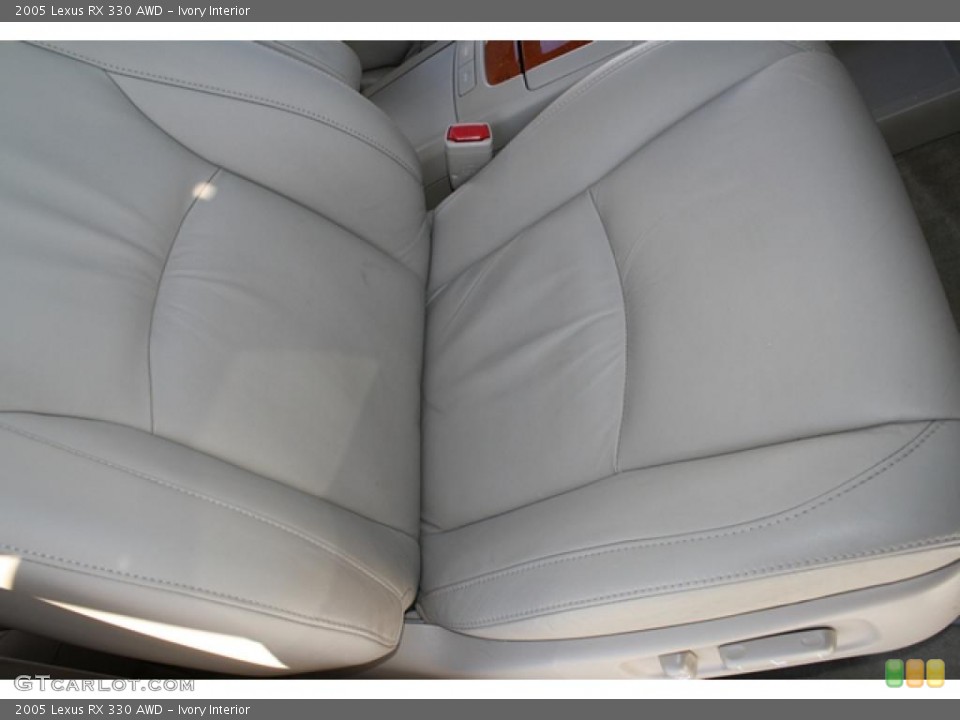 Ivory Interior Photo for the 2005 Lexus RX 330 AWD #42935735