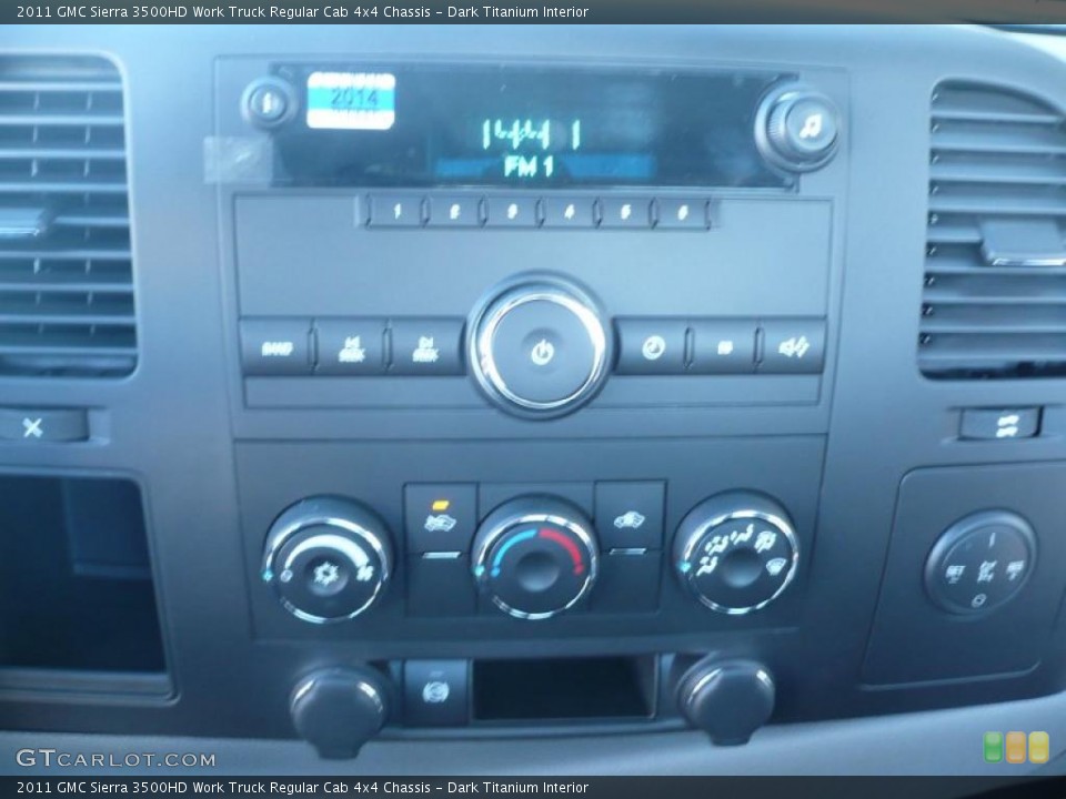 Dark Titanium Interior Controls for the 2011 GMC Sierra 3500HD Work Truck Regular Cab 4x4 Chassis #42936939