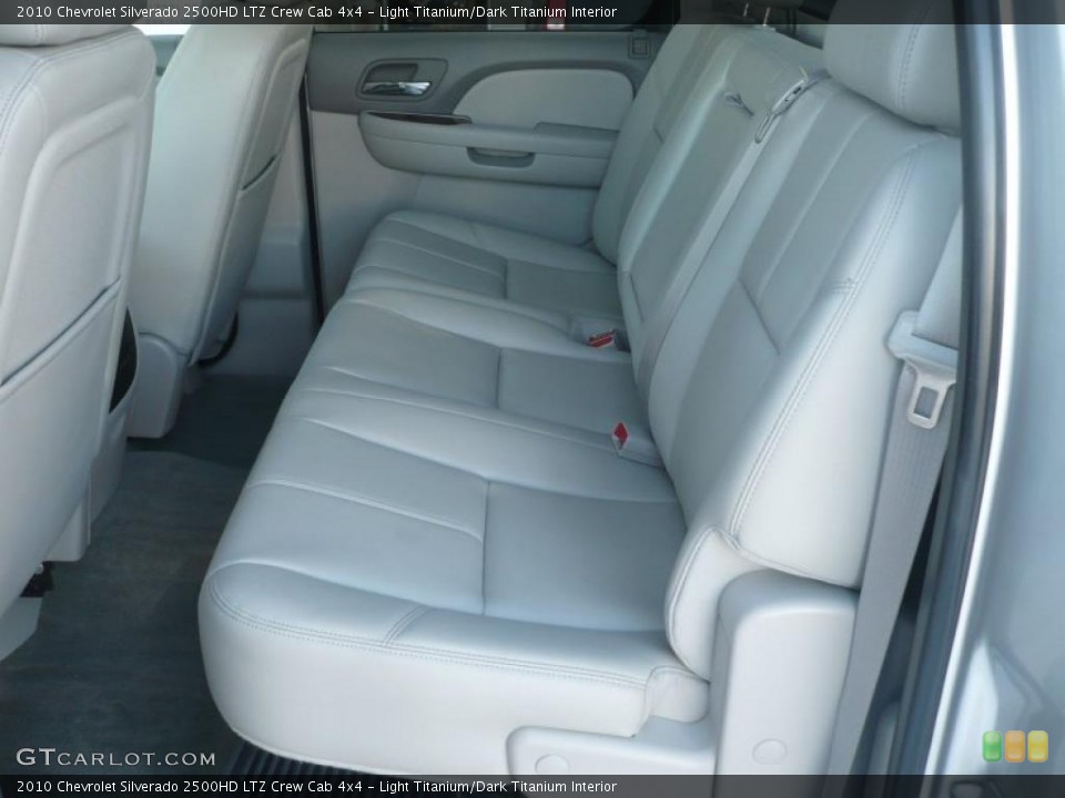 Light Titanium/Dark Titanium Interior Photo for the 2010 Chevrolet Silverado 2500HD LTZ Crew Cab 4x4 #42947207