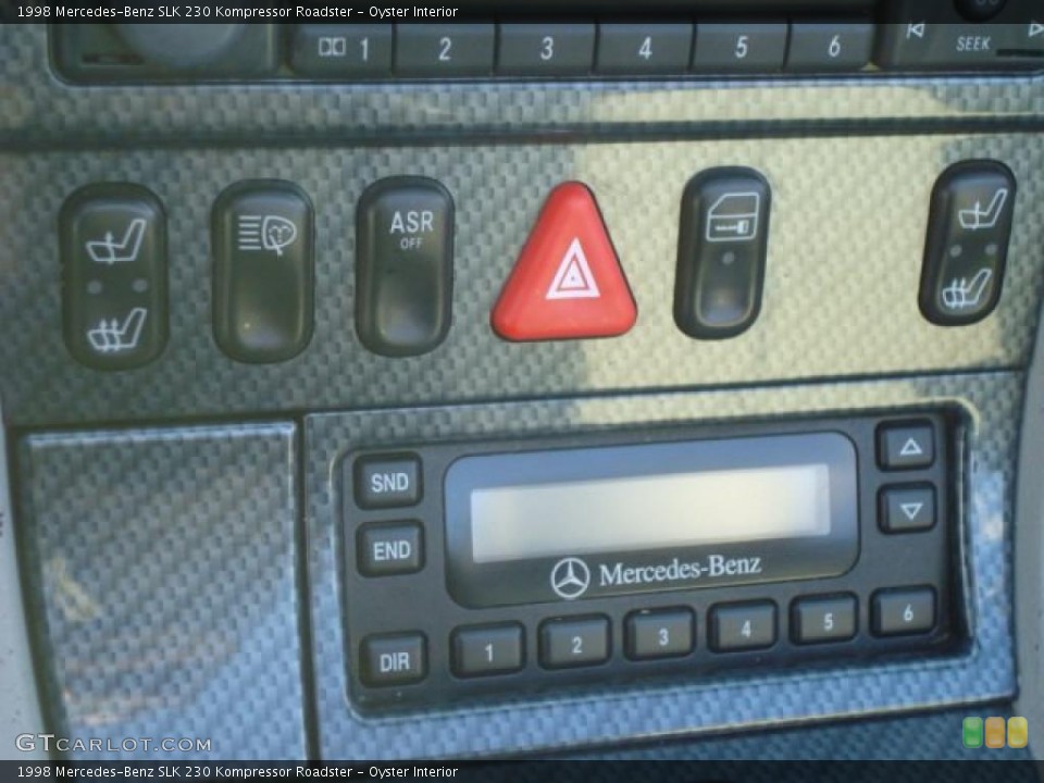 Oyster Interior Controls for the 1998 Mercedes-Benz SLK 230 Kompressor Roadster #42951359