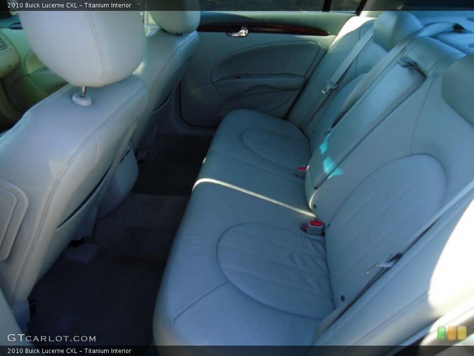 Titanium Interior Photo for the 2010 Buick Lucerne CXL #42954319