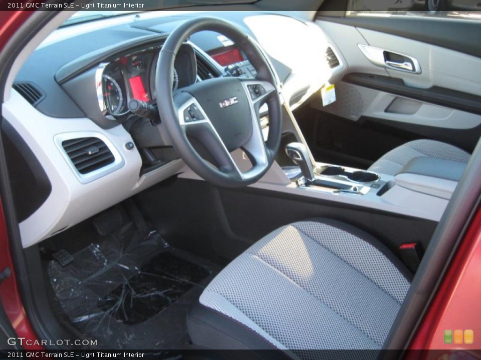 Light Titanium Interior Photo for the 2011 GMC Terrain SLE #42956759