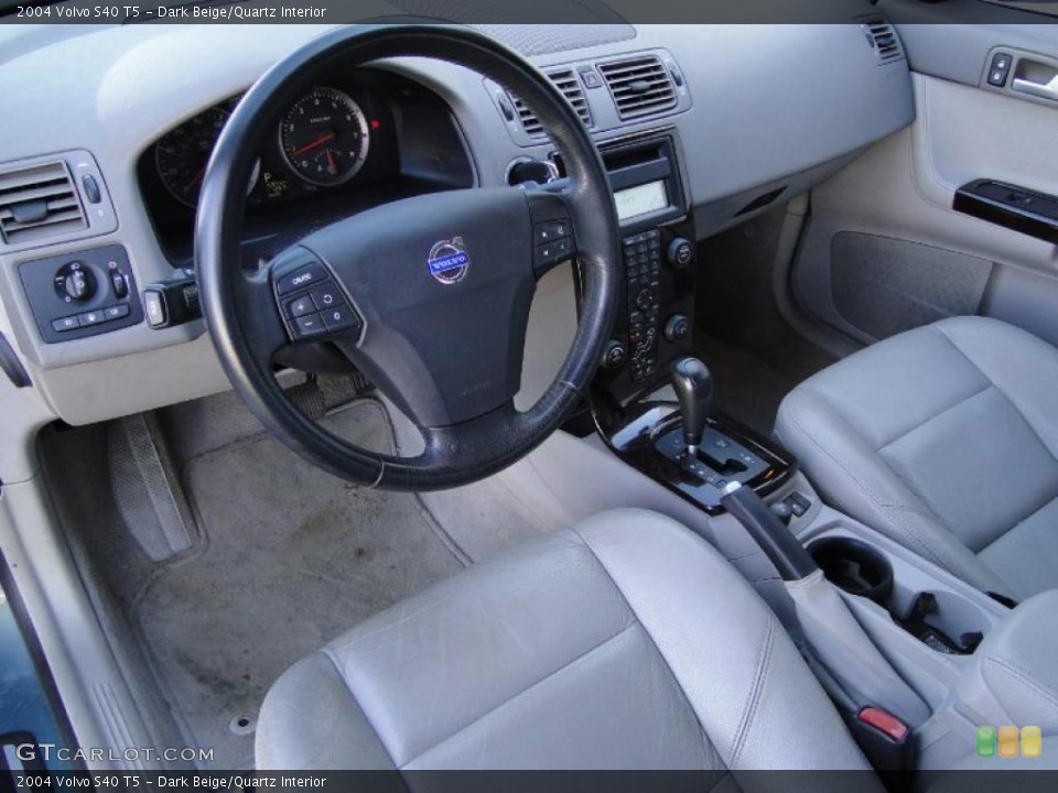 Dark Beige/Quartz Interior Photo for the 2004 Volvo S40 T5 #42956863