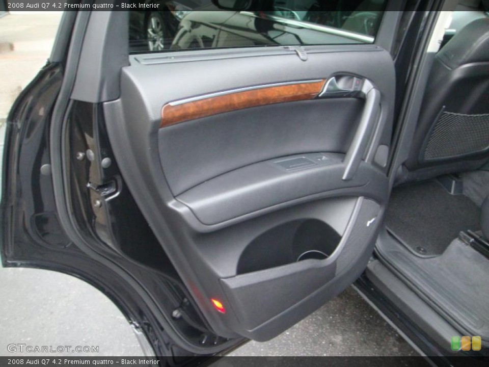 Black Interior Door Panel for the 2008 Audi Q7 4.2 Premium quattro #42961355