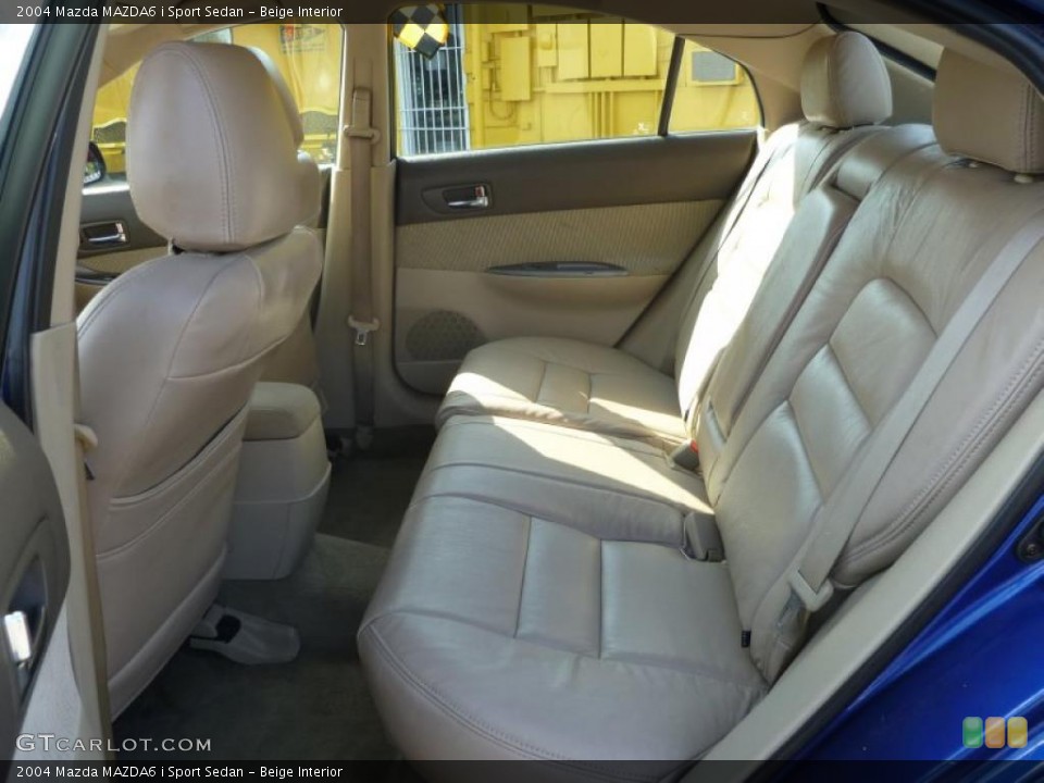 Beige Interior Photo for the 2004 Mazda MAZDA6 i Sport Sedan #42962183