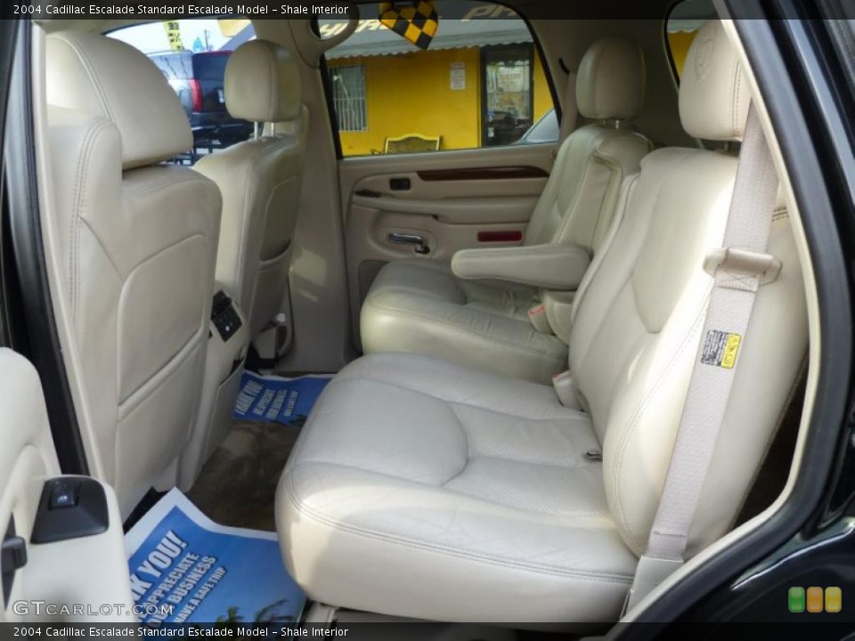 Shale Interior Photo for the 2004 Cadillac Escalade  #42962427