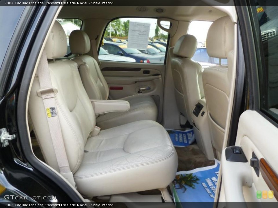 Shale Interior Photo for the 2004 Cadillac Escalade  #42962455