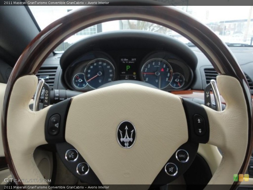 Avorio Interior Steering Wheel for the 2011 Maserati GranTurismo Convertible GranCabrio #42996667