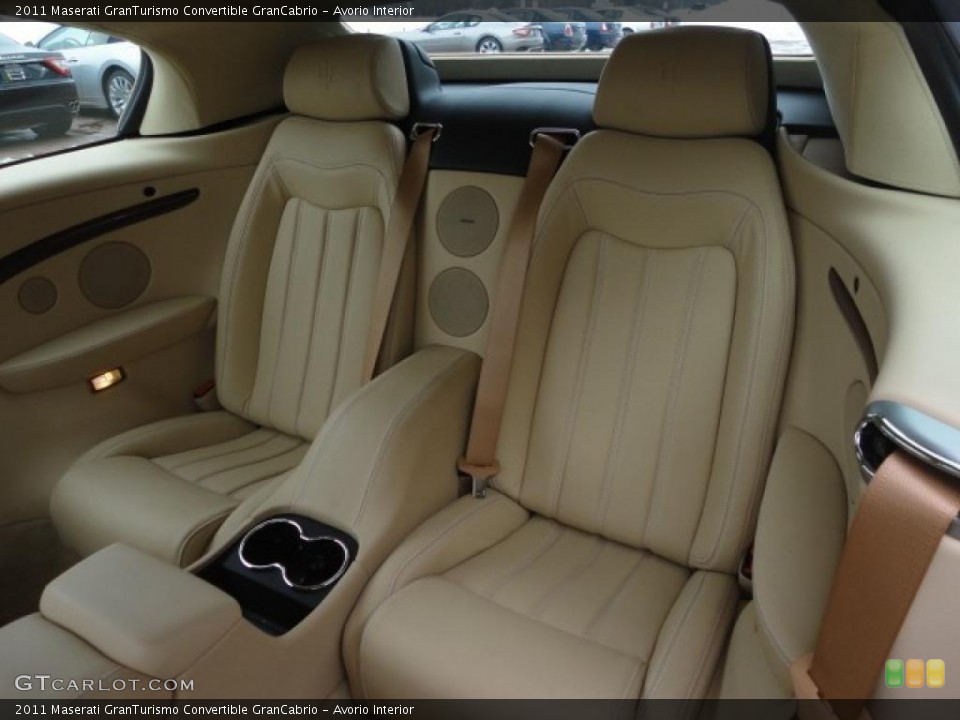 Avorio Interior Photo for the 2011 Maserati GranTurismo Convertible GranCabrio #42996943