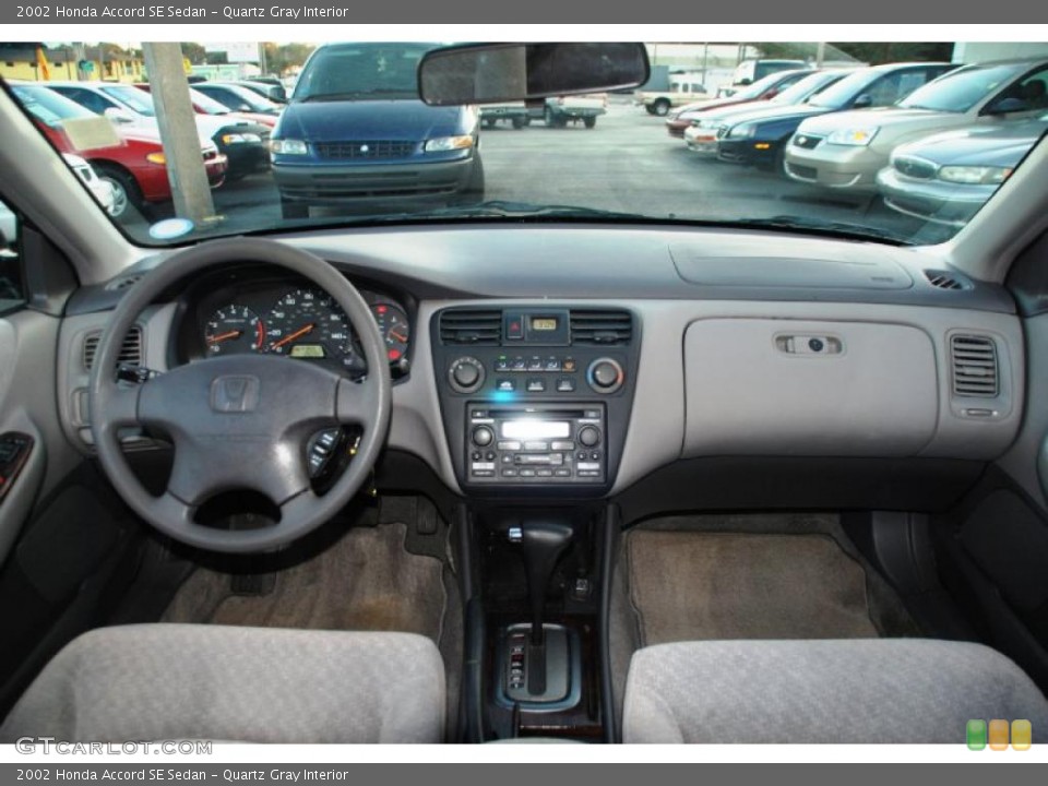 Quartz Gray Interior Dashboard for the 2002 Honda Accord SE Sedan #43029707