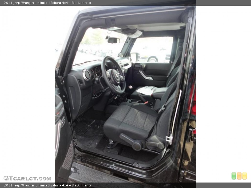 Black Interior Photo for the 2011 Jeep Wrangler Unlimited Sahara 4x4 #43032763