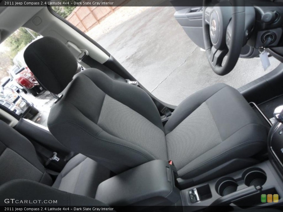 Dark Slate Gray Interior Photo for the 2011 Jeep Compass 2.4 Latitude 4x4 #43035683