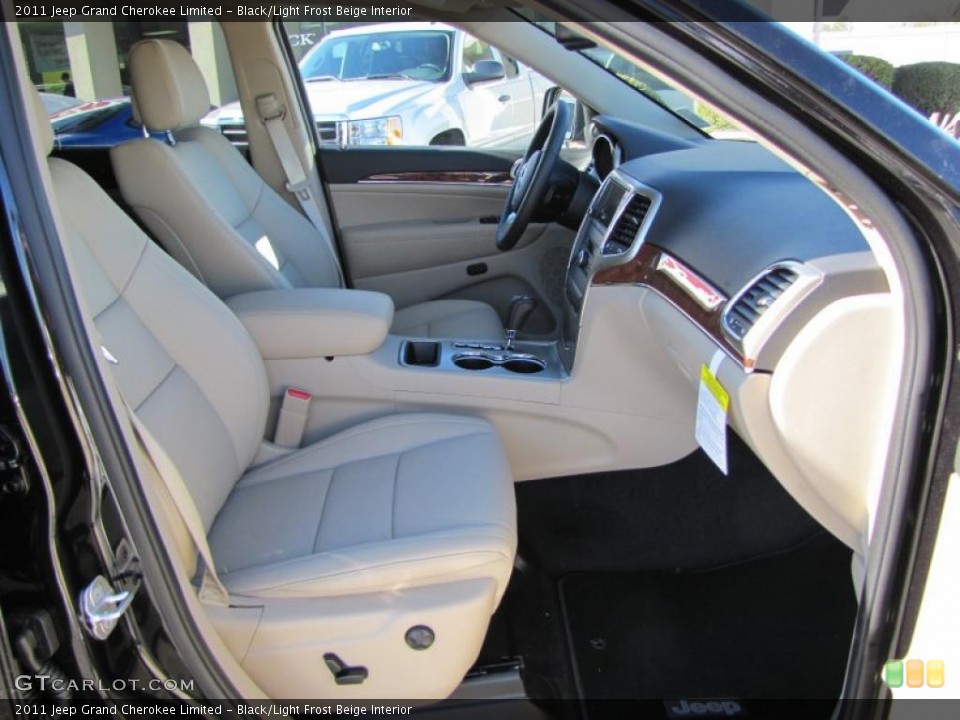 Black/Light Frost Beige Interior Photo for the 2011 Jeep Grand Cherokee Limited #43037239