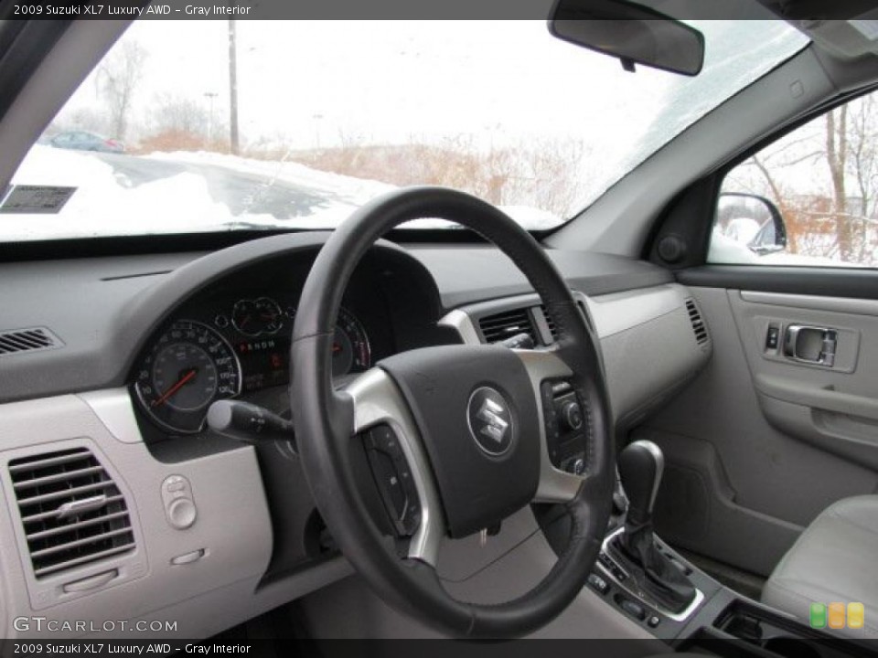 Gray Interior Photo for the 2009 Suzuki XL7 Luxury AWD #43038047