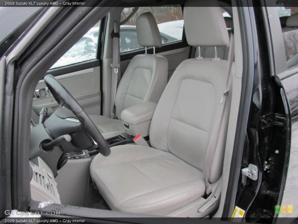Gray Interior Photo for the 2009 Suzuki XL7 Luxury AWD #43038103