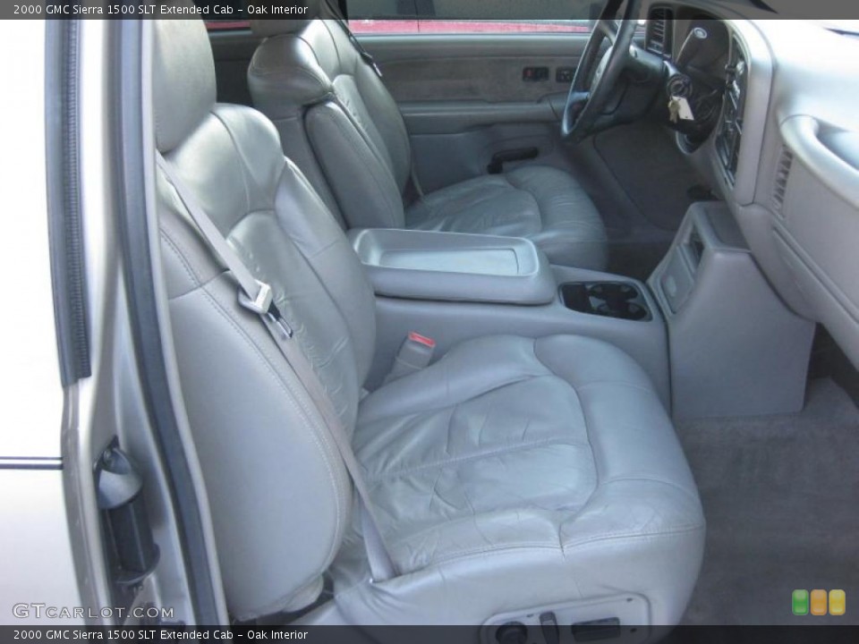 Oak Interior Photo for the 2000 GMC Sierra 1500 SLT Extended Cab #43052008