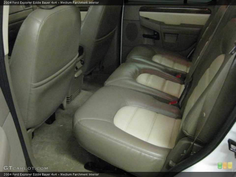 Medium Parchment Interior Photo for the 2004 Ford Explorer Eddie Bauer 4x4 #43053016