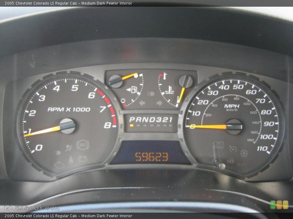 Medium Dark Pewter Interior Gauges for the 2005 Chevrolet Colorado LS Regular Cab #43053152