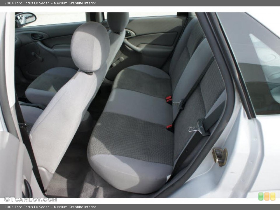 Medium Graphite Interior Photo for the 2004 Ford Focus LX Sedan #43057165